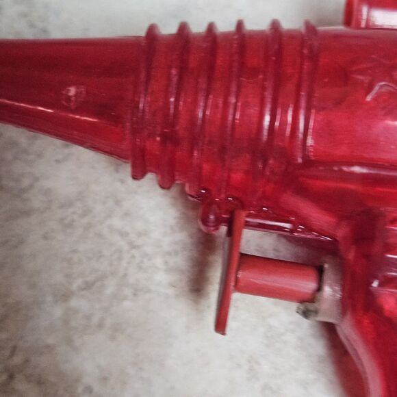 Vintage Park Plastics Toy Squirt Ray Water Gun Red Clear Plastic - Picture 5 of 11
